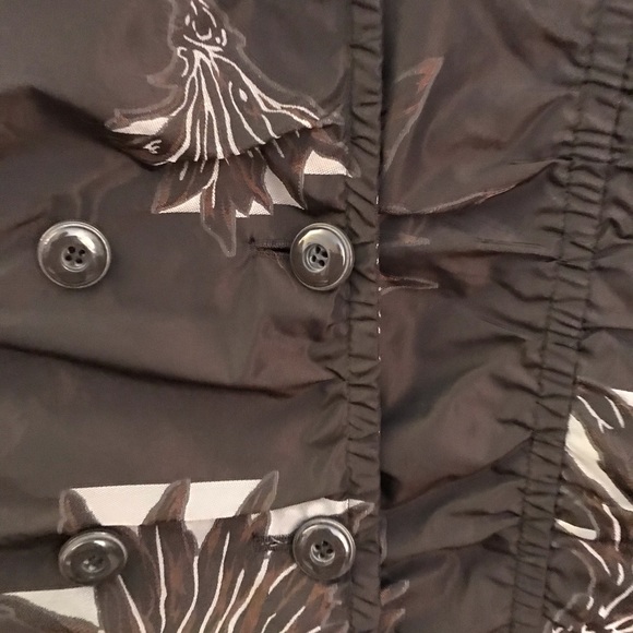 Insight ruched jacket - Picture 3 of 9